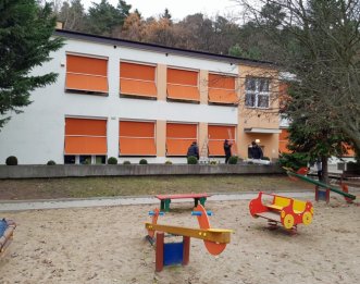 Markizolety - budynek przedszkola
